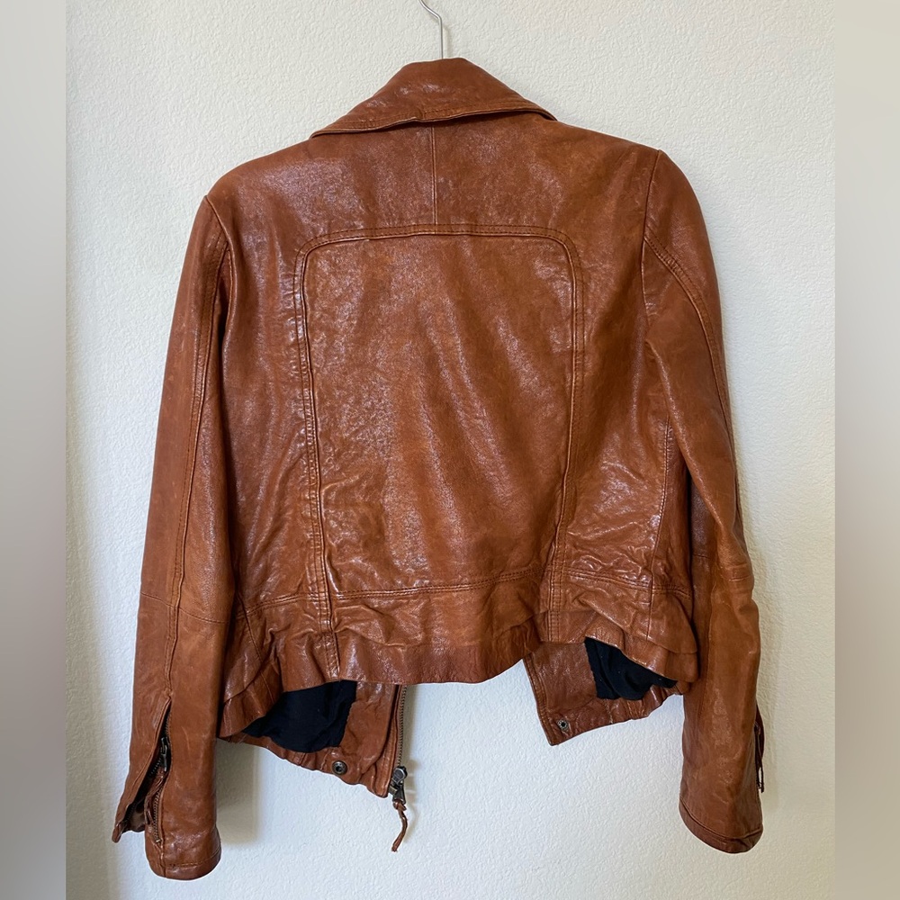 Leather jacket - Picture 2 of 2